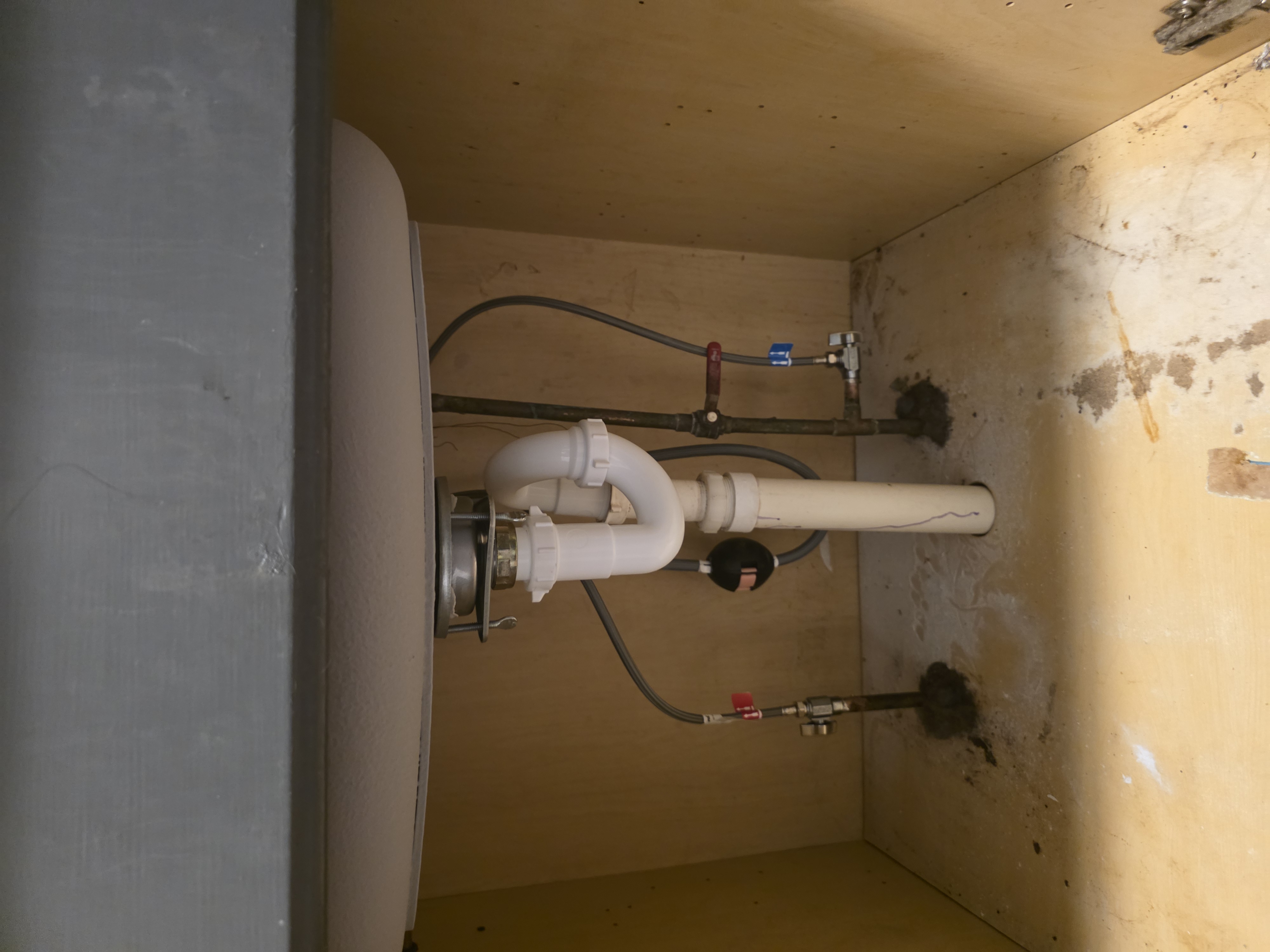 Braided supply lines and shutoff valves
